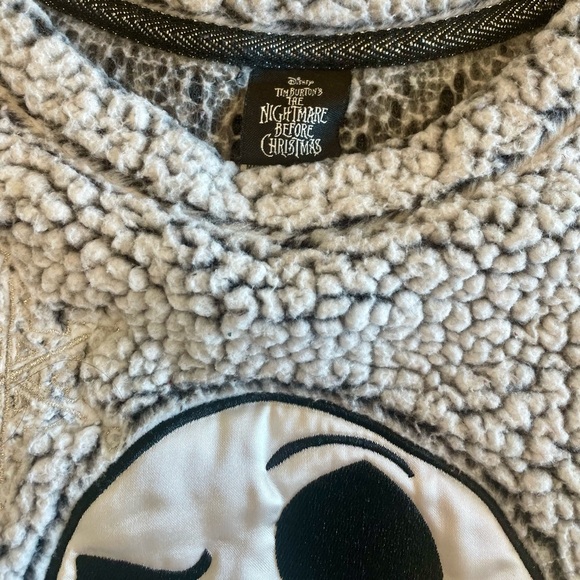 Disney’s The Nightmare Before Christmas “Jack Skellington” Fur Sweater Size XL - Picture 2 of 3